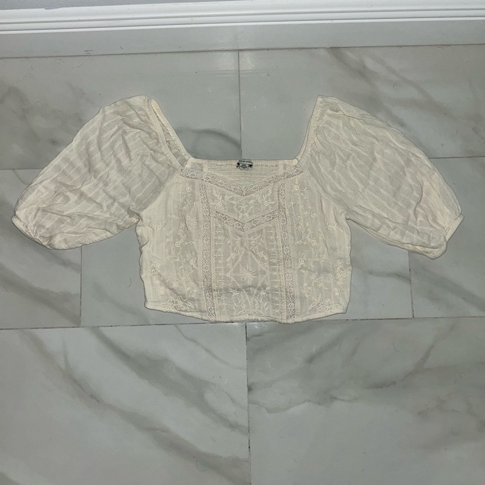 American Eagle Outfitters Cream Puff Sleeve Crop Blouse